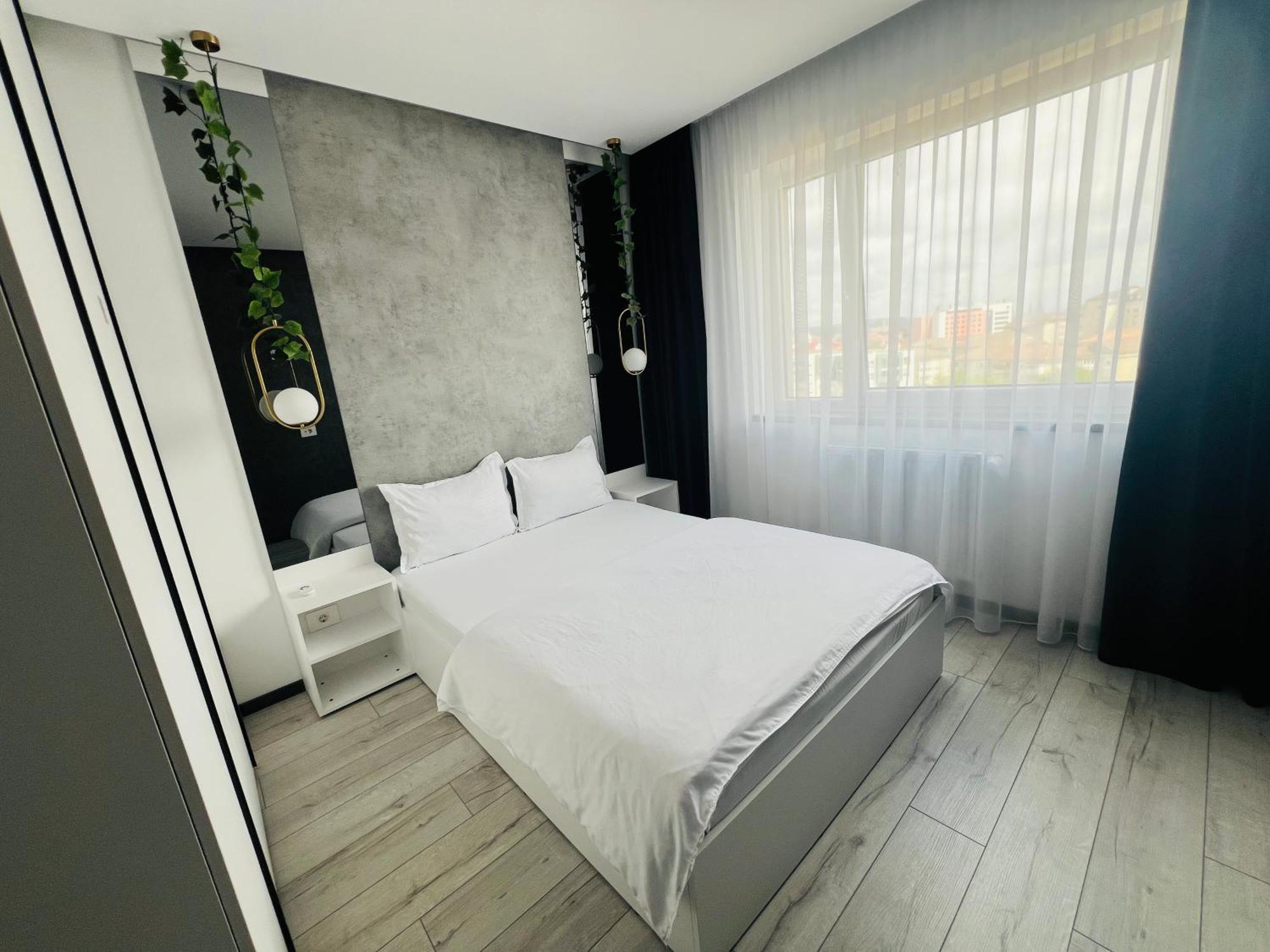 The Silver Grove Oradea Εξωτερικό φωτογραφία